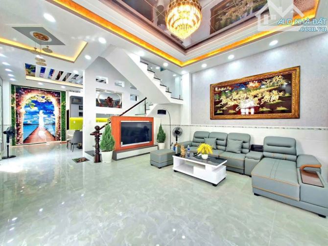NHÀ 4 LẦU 2 MẶT TIỀN ĐƯỜNG THOÁNG MÁT.NGANG 10,5M THỊ TRẤN NHÀ BÈ - HUỲNH TẤN PHÁT - 2