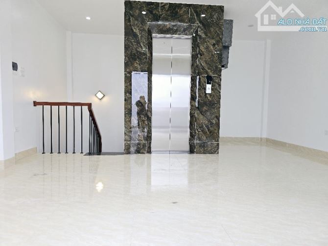 BÁN NHÀ  PHỐ ĐÀM QUANG TRUNG, LONG BIÊN, DT 40m2, MT 4.8,  GIÁ 8,6 tỷ. - 3