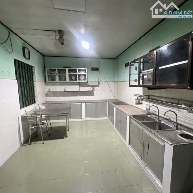 Bán nhà HXT Phạm Thị Giây Hóc Môn , 100m2 . Giá chỉ  4.3 tỷ (TL) - 3