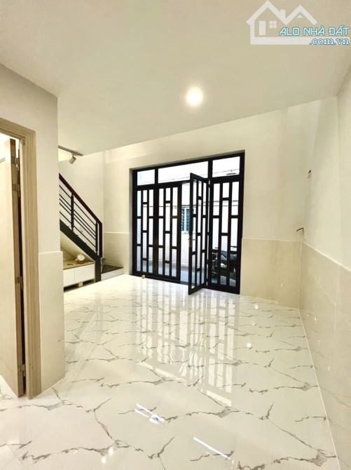 NHÀ MỚI 2 TẦNG HUỲNH TẤN PHÁT, QUẬN 7, 5.3M x 11M, 3PN, NHỈNH 4 TỶ - 3
