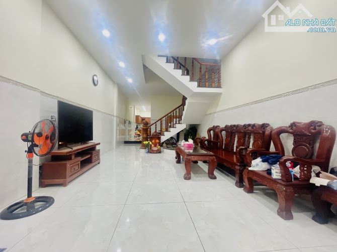 Hẻm xe tải Bình Thạnh, Phường 7, 135m2, 4 lầu, 7 phòng ngủ, ngang 4.6m nở hậu - 3