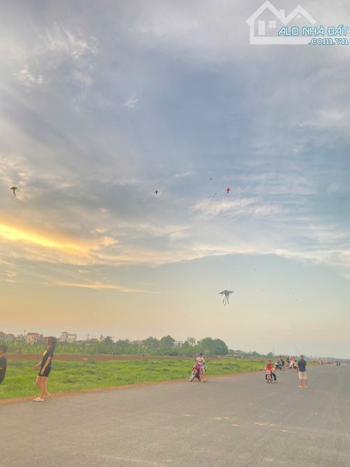 🔥🔥Cc gửi b.án 63m2 Yên Sở morning đỗ cửa 20m trục chính 3.x tỷ - 3