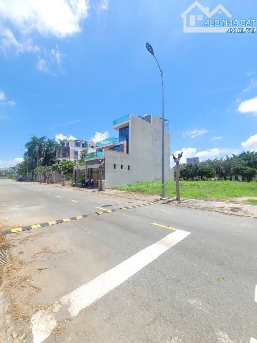 8,2Tỷ TL🔥Bán đất Biệt Thự_200m2_KDC The Seasons p.Lái Thiêu, Tp.Thuận An - 3