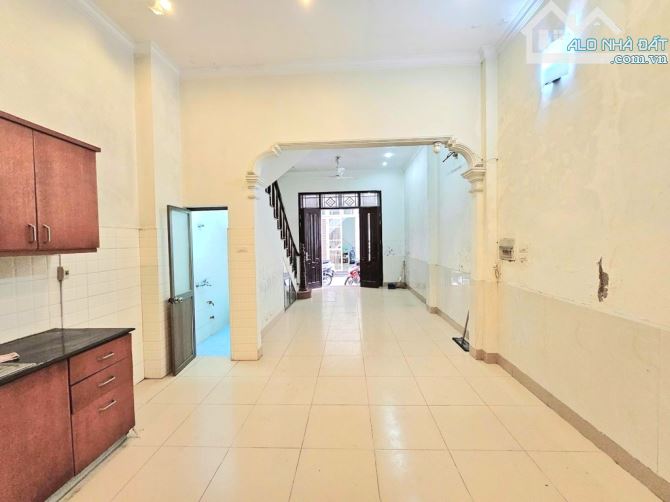 80M2 - BA GÁC ĐỖ CỬA - 30M Ô TÔ TRÁNH - SỔ NỞ HẬU - CHỈ 14,5 TỶ - KIM MÃ - 3