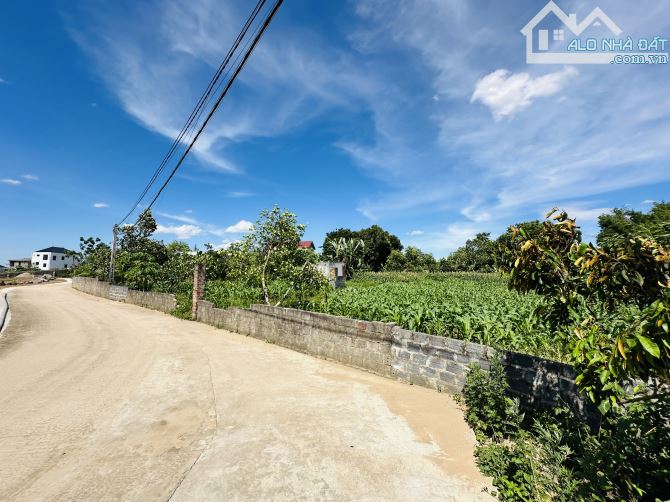 BÁN GẤP LÔ ĐẤT ĐỐI DIỆN KCN NHUẬN TRẠCH CÓ DT 2045m2 GIÁ RẺ CHỈ BẰNG 1/2 KHU PHÂN LÔ - 3