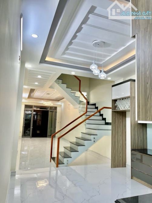 Bán Nhà Tân Thuận Tây, 5 Tầng Huỳnh Tấn Phát, nhỉnh 8 tỷ - 4
