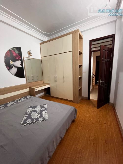 Bán nhà phố dịch vọng cầu giấy 40m2 x 5 tần gần phố giá 10tỷ290 - 4