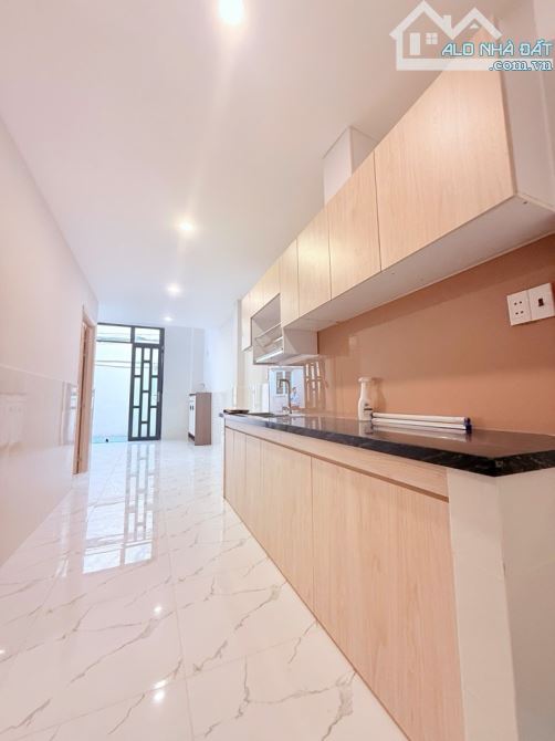 NHÀ MỚI 2 TẦNG HUỲNH TẤN PHÁT, QUẬN 7, 5.3M x 11M, 3PN, NHỈNH 4 TỶ - 4