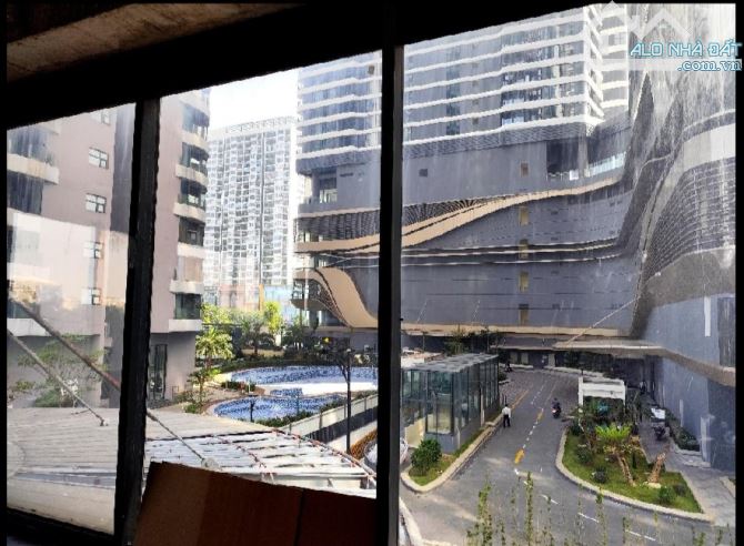 Sàn Thương Mại/ 210 Tỷ/ 2180 M2 / Tầng 1+2/ Ngoại Giao Đoàn - 4