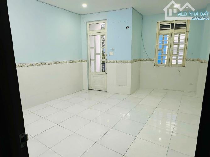 BÁN NHÀ KỀ AEON TÂN PHÚ - 4.5Mx12M - 3 TẦNG - HẺM XE HƠI - CHỈ 4.X TỶ THƯƠNG LƯỢNG - 4