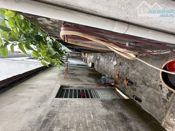 BÁN NHANH NHÀ 3 TẦNG, ĐẸP, MẶT TIỀN HÒA MINH TRUNG TÂM LIÊN CHIỂU. 4.730 TỶ TL - 5