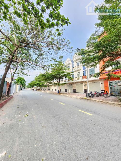 nhà hoàn công 77,5m2 4ty5 TL MT Đường An Phú 18 gần vòng xoay An Phú p.An Phú, Tp.Thuận An - 5