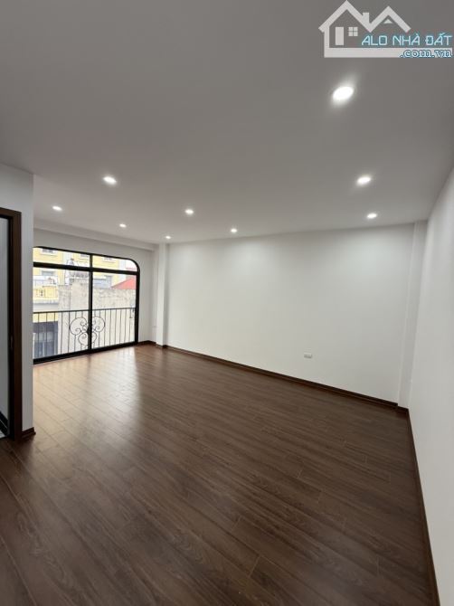 Vip - Bán nhà đẹp thang máy nhập khẩu 7 tầng x 44m2, an sinh đỉnh cao phố Cát Linh - 5