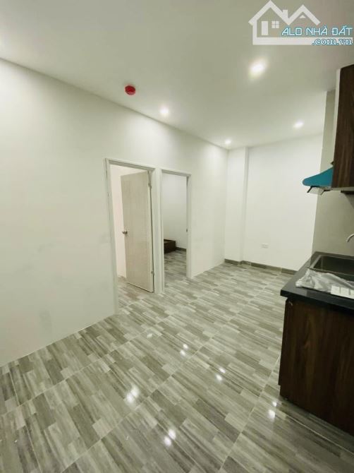 🔐Bán nhà CCMN CHÙA BỘC, cách mặt phố 20m, 90m2 x 7 Tầng - thang máy- phòng rộng rãi - 5