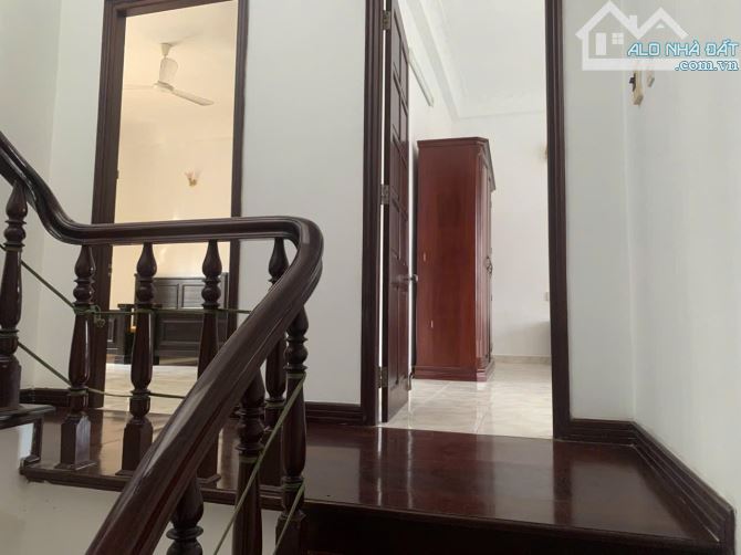BÁN BIỆT THỰ CÁCH BIỂN 700M - DT 162M2 GIÁ CHỈ 15.5 TỶ - VÕ THỊ SÁU P2 VŨNG TÀU GẦN HỒ - 5
