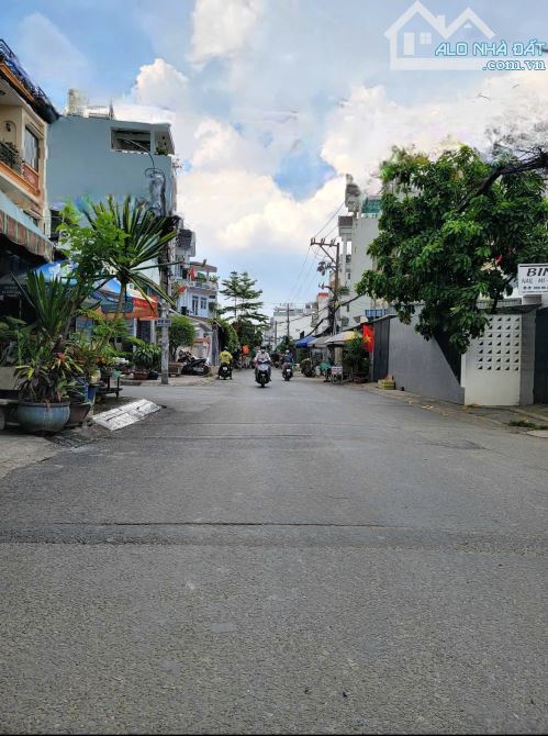 Mặt tiền Kinh Doanh 4 tầng 90m2(4m*22m) Gần Chợ An Nhơn Chỉ 11 tỷ tí - 6
