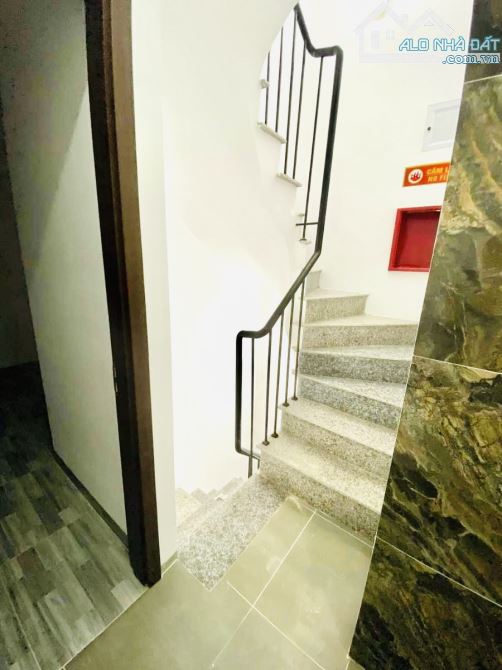 🔐Bán nhà CCMN CHÙA BỘC, cách mặt phố 20m, 90m2 x 7 Tầng - thang máy- phòng rộng rãi - 6
