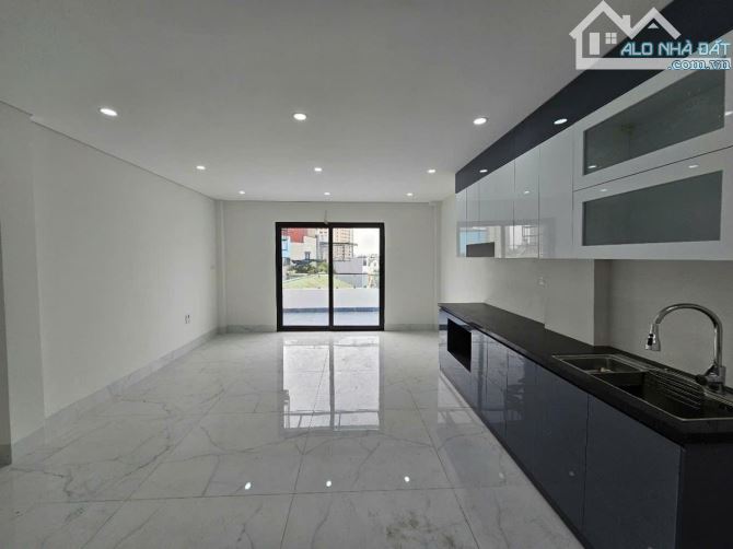 Siêu ngon giá đầu tư - nhà 49m x 5 tầng - MT 4,6m giá 7,95 tỷ - 8