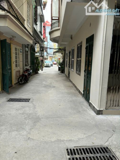 Cho thuê nhà riêng 4 tầng 3 mặt thoáng phố Bùi Ngọc Dương, Thanh Nhàn. - 9