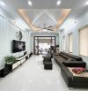 Hiếm - Chỉ 7.x tỷ có nhà Phạm Văn Đồng,5 tầng mt 3.8,1 nhà ra ô tô,sát công viên Hoà Bình