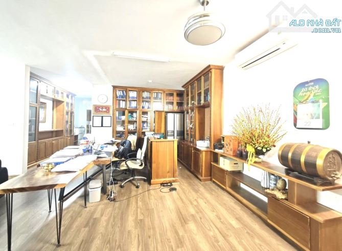 CẢ TÒA 91 NGUYỄN CHÍ THANH M3-M4 CHỈ 1 CĂN TẦNG CAO DUY NHẤT - LÔ GÓC - 155m2 - 10.5 TỶ - 2