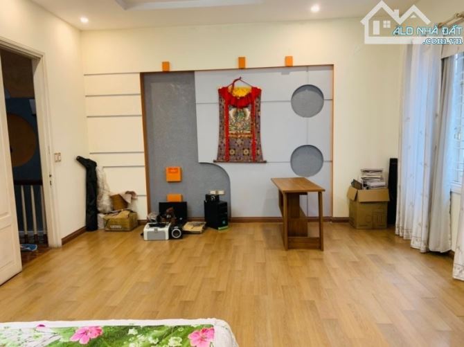 Bán nhà phố Nguyễn Quý Đức, quận Thanh Xuân, DT 145m2, MT 7m ngõ oto tránh. Giá 47 tỷ - 2