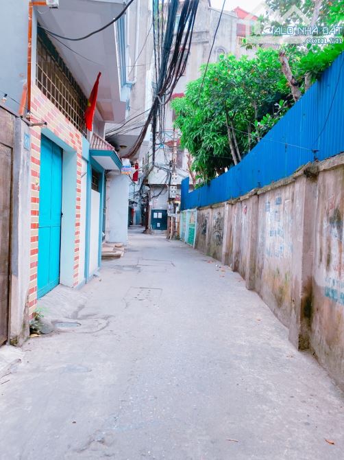 🏡 LA THÀNH, toà CCMN, CHDV, 11 căn hộ. Lô góc, DT 80m2, 7 tầng, mt 7m.
