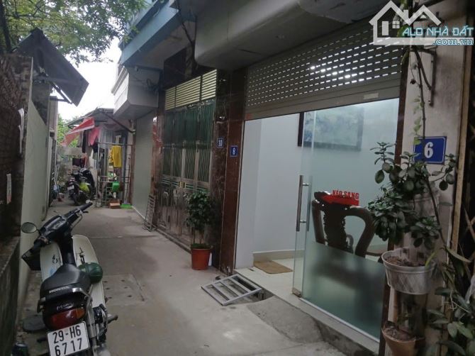 Chính chủ gửi bán nhà Văn Trì dân xây 35m2, 4 tầng giá 4,3 tỷ