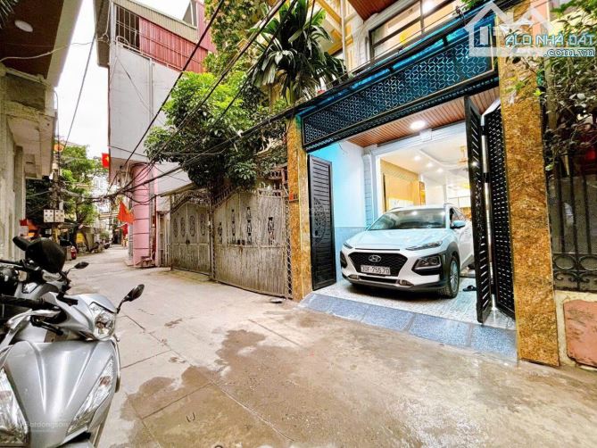Siêu phẩm phân lô Khương Hạ ôtô vào nhà view hồ mới đẹp 5T 50m2 nội thất xịn ở cho thuê ổn