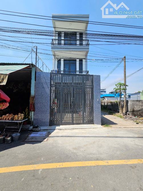 Nhà phố gần ngã 3 Cây Điệp p. Tân Đông Hiệp Tp. Dĩ An