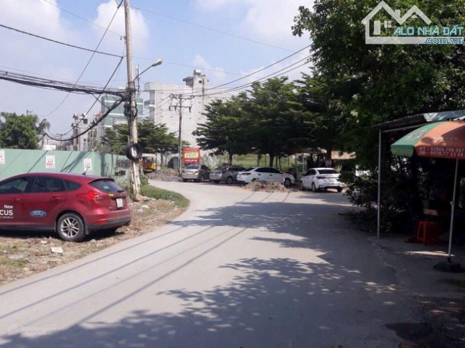 Bán 7,277m2 đất mặt tiền đường Bưng Ông Thoàn, phường Phú Hữu, TP.Thủ Đức.