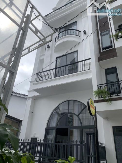 Bán  Nhà Vừa Ở Vừa Kinh doanh, Gần Trung tâm, Giao thông Thuận Tiện , Gần Trường Cấp 123.