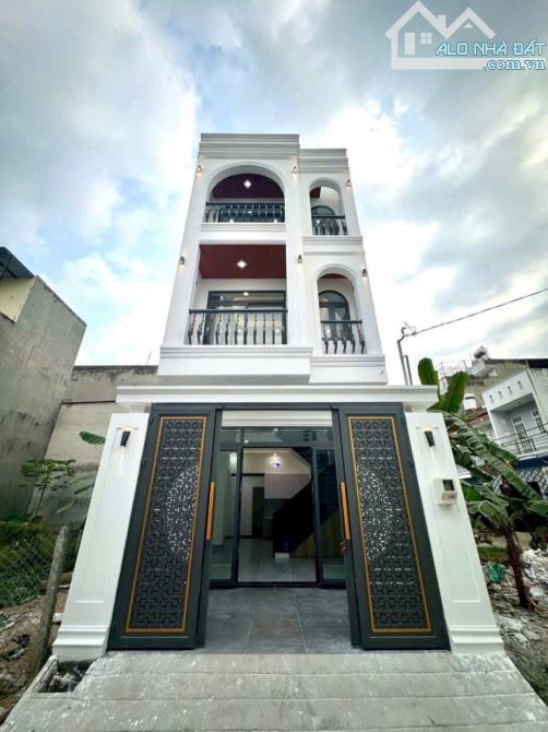 Nhà mới 1 trệt 2 lầu full nội thất Cực đẹp ngay Chợ Long Trường Long Trường,Tp Thủ Đức