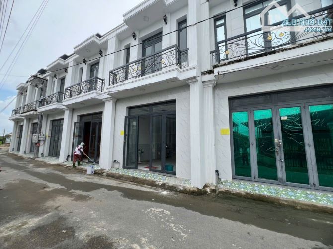 NHÀ 2 TẦNG 120M2 TRONG KHU DÂN CƯ VẠN ẠN TRỌN GÓI 2 TỶ 050