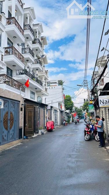 HÓT 13,5 TỶ - ĐẤT BÌNH THẠNH+ Xây dựng: Hầm 7 Tầng - Đường Nguyễn Khuyến, Phường 12