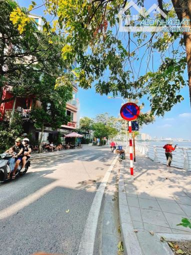 Cực Hiếm, Đẹp Nhất Mặt Phố Trích Sài, View Hồ, Vỉa Hè, 2 Mặt Thoáng, 35m2, 5 Tầng, 16.5 tỷ