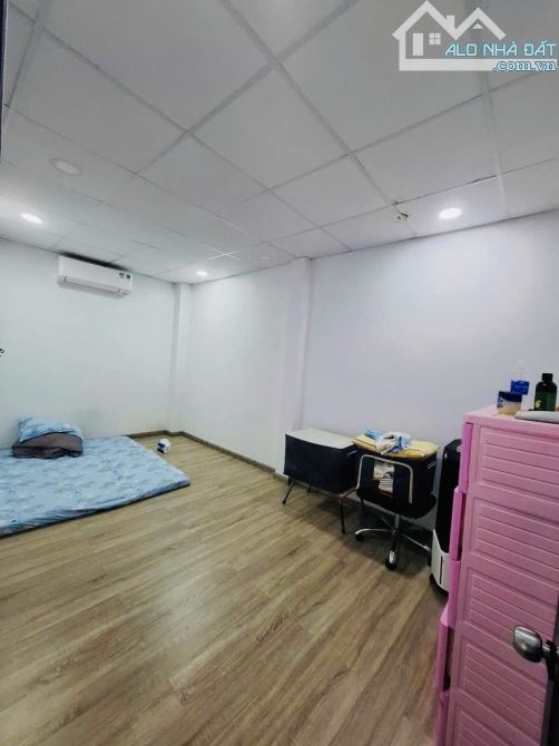 BÁN NHÀ NGUYỄN TRỌNG TUYỂN P.2 Q.TÂN BÌNH - HẺM 5M 3 TẦNG 4mX11m - 5TỶ7