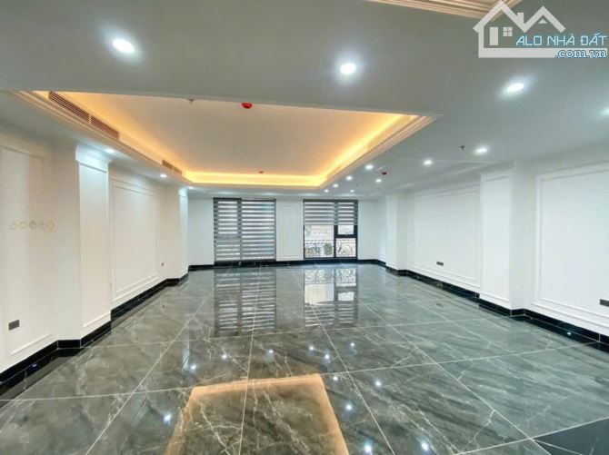 Bán Toà VP mặt phố Phúc Diễn quận Bắc Từ Liêm DT 160m2 xây mới 7 tầng thang máy,Giá :82 tỷ
