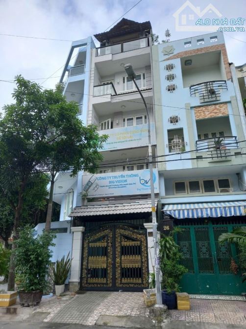 Bán nhà mặt tiền đường số 20 đối diện công viên, ngang 4 dài 19, 3 lầu, Quận 6