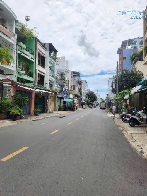 Bán nhà 5 tầng ( 7,5 X 16,5 ) Nguyễn Thị Nhỏ 6pn gần mặt tiền thích hợp CHVD 11,8 tỷ.