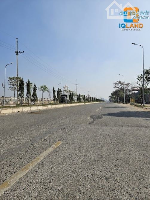 Mua đất Thế Trạch-Mai Đình giá rẻ alo e có ngay 99m ô tô nhỏ ngủ trong nhà.
