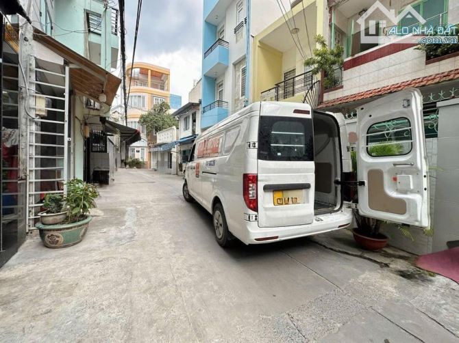 Bán nhà 65m2 HXH khu VIP Phan Xích Long, Phú Nhuận (5x15m) gía chỉ 11 tỷ