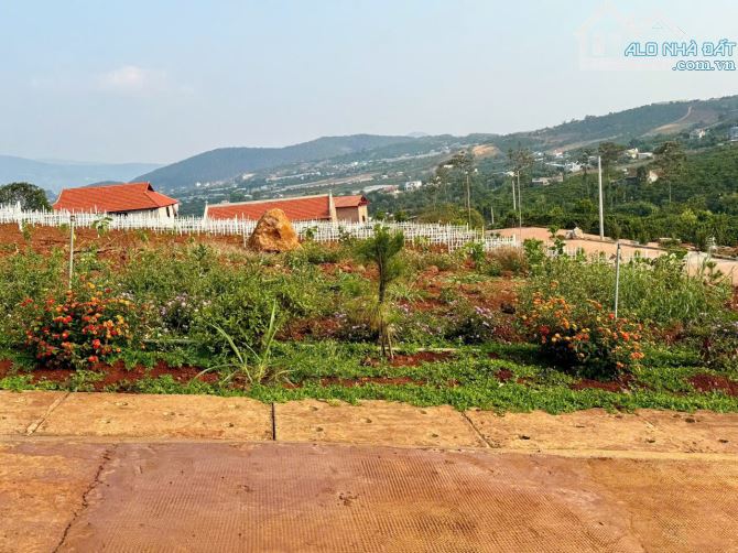 [LÔ GÓC 2 MẶT TIỀN ĐƯỜNG ÔTÔ ] Sổ hồng 587m2 , 391m2 thổ . View Hồ Bãi Công