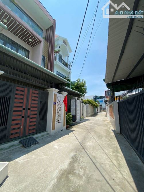 BÁN LÔ ĐẤT 02 MẶT HẺM PHÚ NÔNG SÁT BÊN KHU ĐÔ THỊ VĐT , TP NHA TRANG  GIÁ CHỈ 2,85 TỶ
