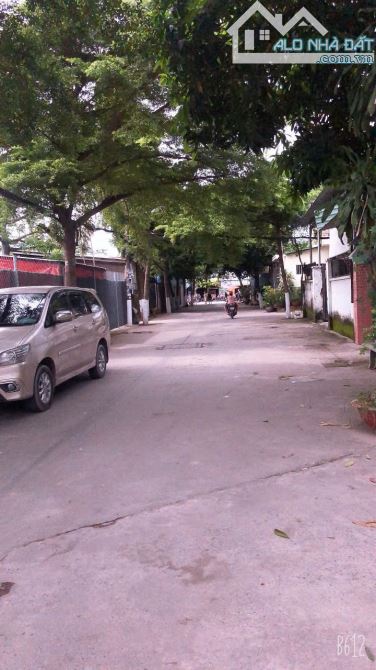 Nhà trệt đúc lửng góc 2MT đường TCH 03, DT 4x22m giá 5,7 tỷ TL