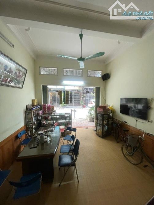 CẦN BÁN GẤP NHÀ MẶT PHỐ TRẦN ĐĂNG NINH-KINH DOANH,NHÀ DÂN XÂY,DT 40M-5 TẦNG,NHỈNH 13 TỶ