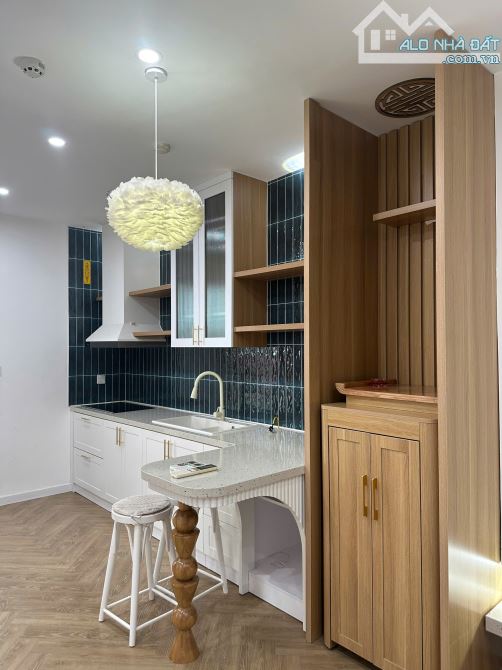 Chính chủ gửi bán căn chung cư 68m 2PN tòa tháp thiên nhiên kỷ - Hà Đông, giá 6.2 tỷ