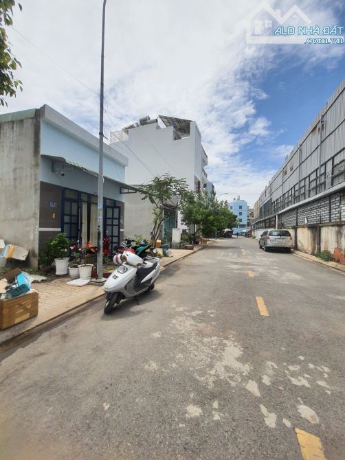 ĐẤT ĐẸP NGAY Đ.VƯỜN LÀI, P.AN PHÚ ĐÔNG/Q12, HẺM 6M, 1 XẸC, 64M2, CHỈ 5.5TỶ