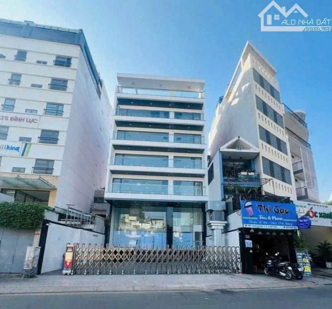 Bán siêu phẩm ngay Mặt tiền Quang Trung-DT:8,5x35m-KC : 3 tầng-HĐT: 100tr giá 40 tỷ TL