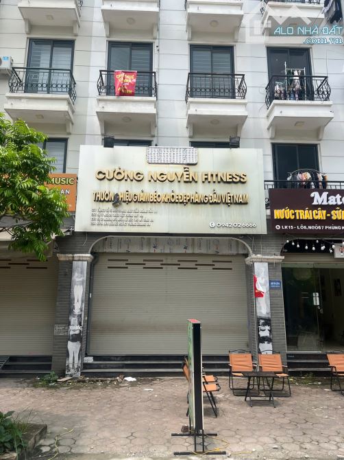 Cho thuê Mbkd phố Trần Quốc Hoàn 60m2 x 4t , vị trí đẹp